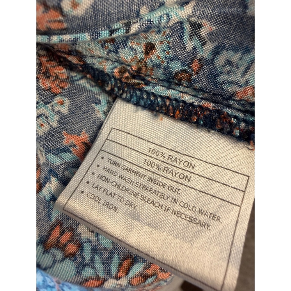 Ariat Womens Blue Orange Medallion Floral Pleated V-Neck 3/4 Sleeve Blouse L - Picture 4 of 5